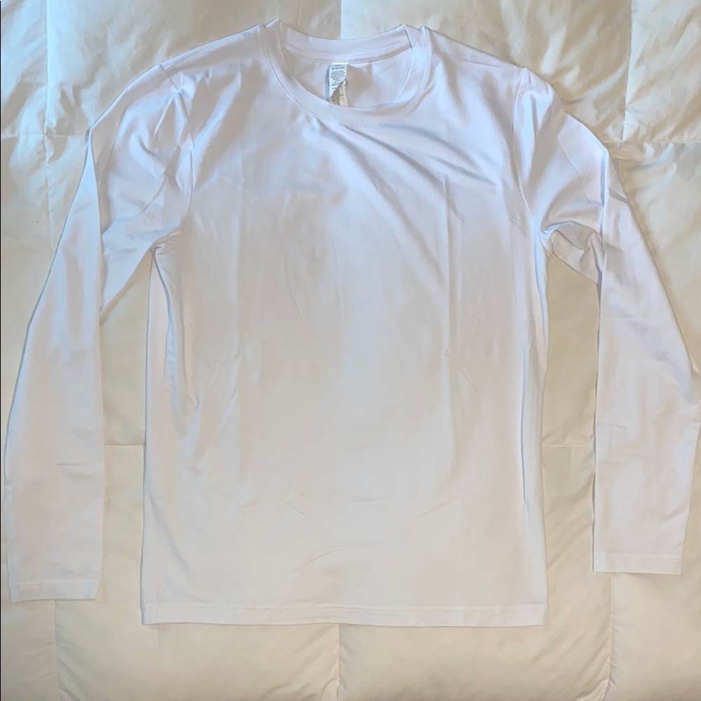 ALO Yoga White Long Sleeve Tee
